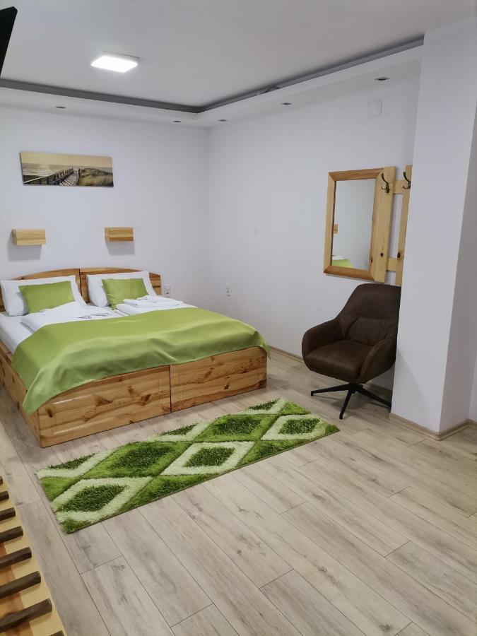 Hotel Pansion House Prijeboj à Plitvička Jezera Extérieur photo